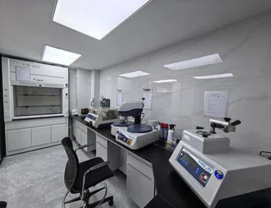Laboratoř šanghajské společnosti – příprava vzorků